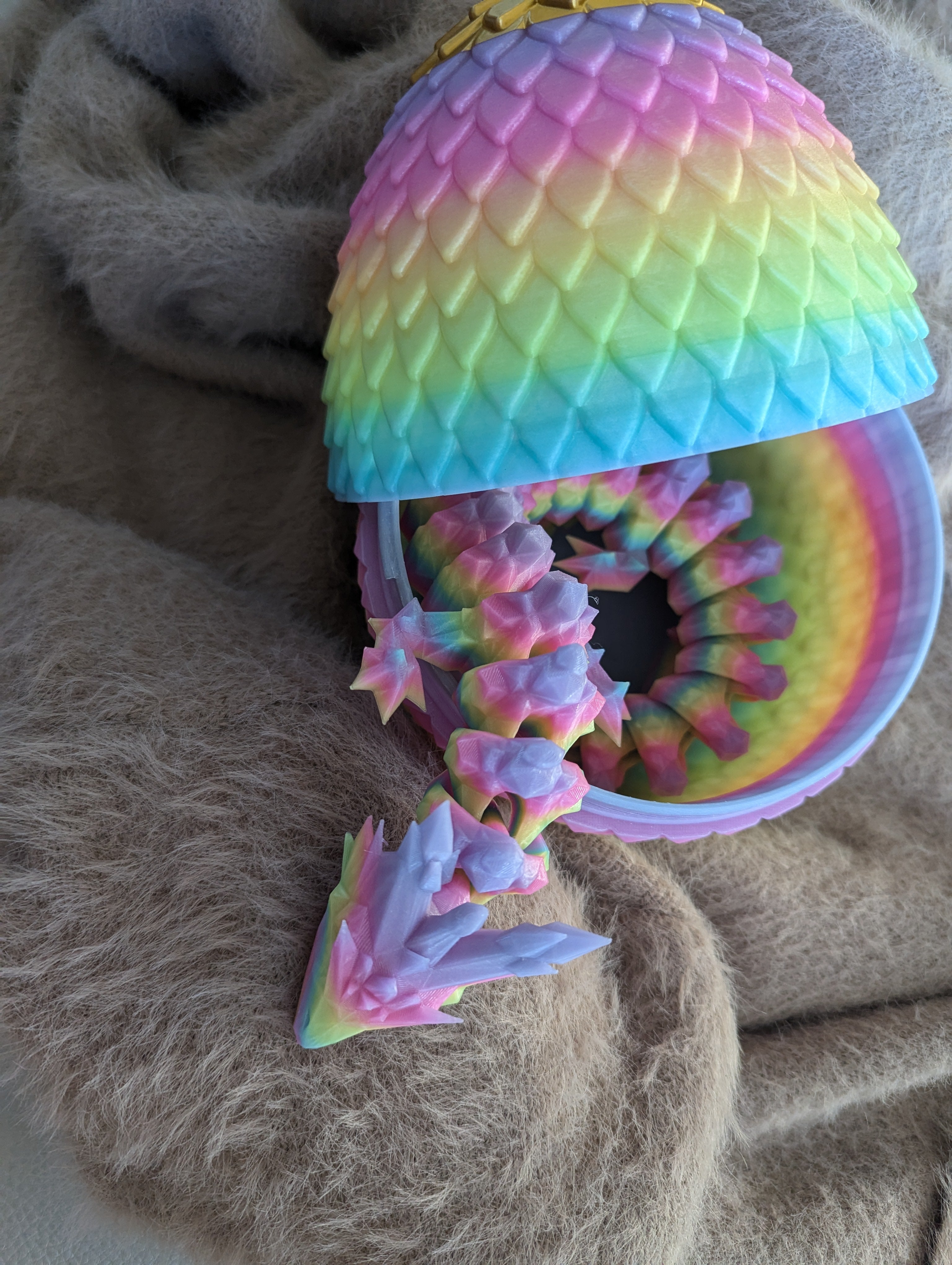 Dragon with Egg Glow in the Dark