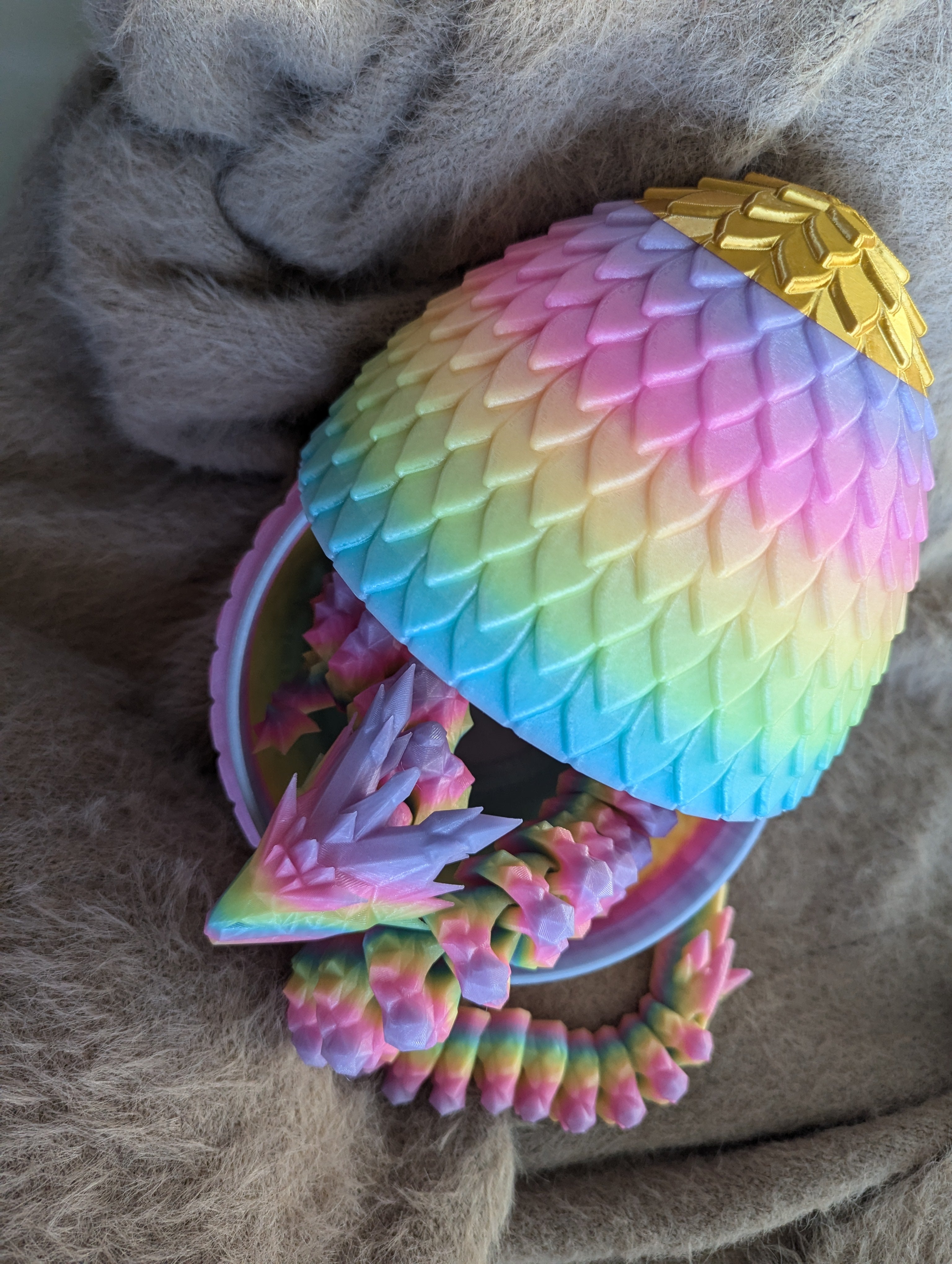 Dragon with Egg Glow in the Dark